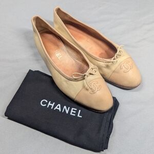 CHANEL CC Cap Toe Ballerinas